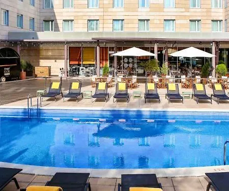 Novotel Barcelona Cornella 4*