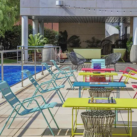 Novotel Barcelona Cornella 4*