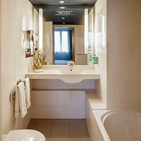Novotel Barcelona Cornella Hotel