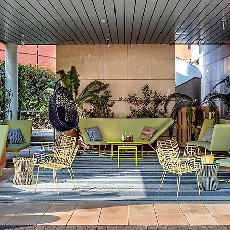 Novotel Barcelona Cornella 4*