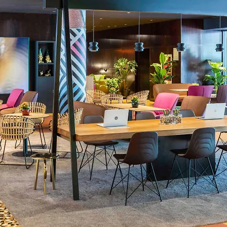 Novotel Barcelona Cornella Hotel 4*