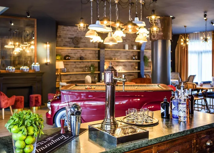 Hotell Novotel Barcelona Cornella 4*