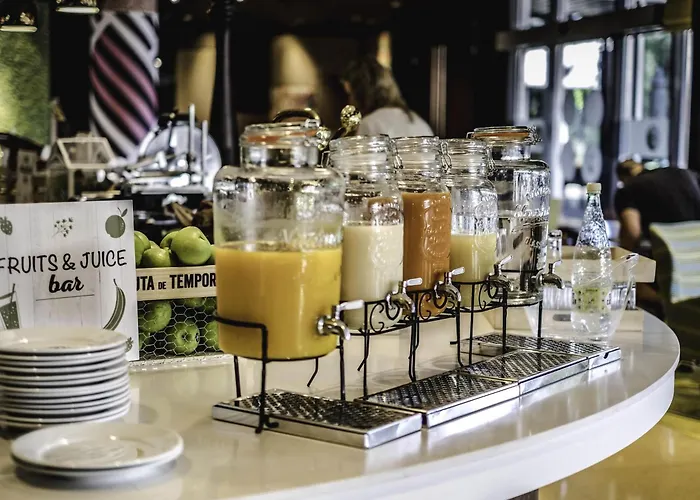 Hotell Novotel Barcelona Cornella 4*