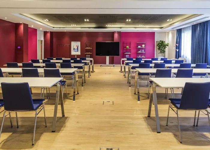 Novotel Barcelona Cornellà Hotel 4*