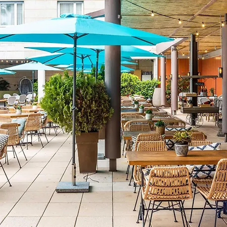 Novotel Barcelona Cornellà 4*