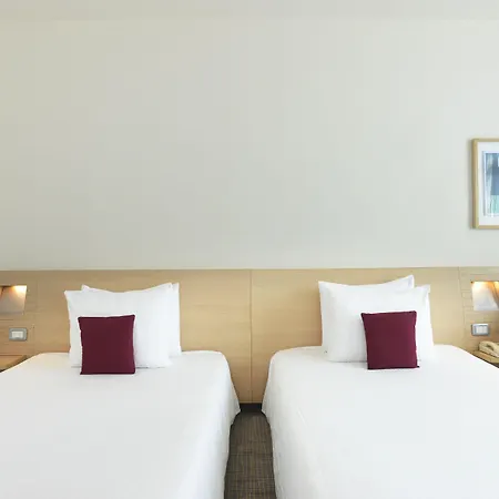 Novotel Barcelona Cornellà 4*