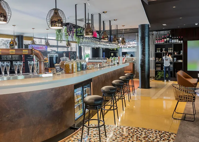 Otel Novotel Barcelona Cornella