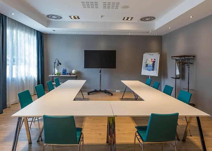 Novotel Barcelona Cornella Otel 4*