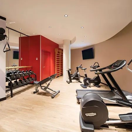 Hotel Novotel Barcelona Cornella 4*